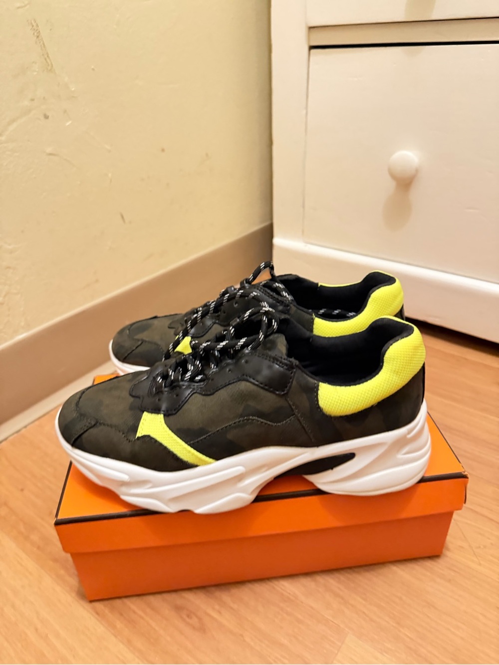 Design Lab Lord & Taylor Men's Chunky Sneaker in Black and Neon Yellow